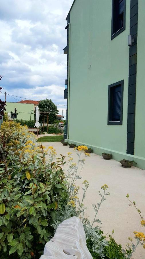 Paramithi Luxury Apartments Nikiti  Zewnętrze zdjęcie