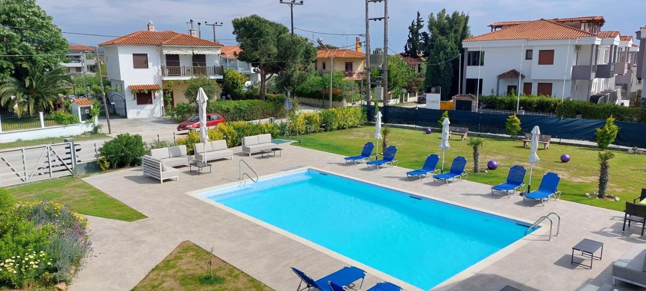 Paramithi Luxury Apartments Nikiti  Zewnętrze zdjęcie