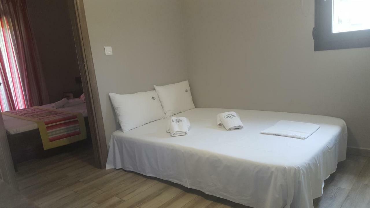 Paramithi Luxury Apartments Nikiti  Zewnętrze zdjęcie